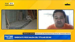 Sindicalistas de la INC exigen destitución de titular del ente - Factor Clave - ABC Color