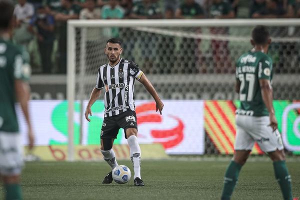 Mineiro mantiene ventaja sobre Flamengo - Fútbol - ABC Color
