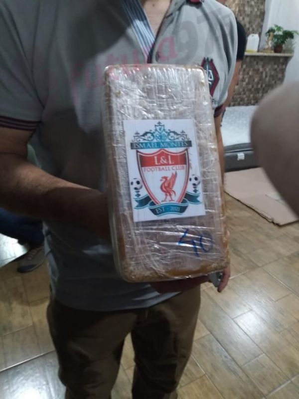 Senad realizó este miércoles un allanamiento a una vivienda en Pedro Juan Caballero, donde se incautaron 215 kilos con 302 gramos de cocaína