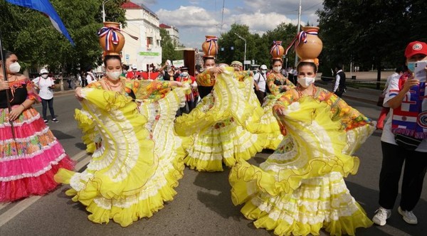 Sancionan proyecto que fija el día nacional del folclore paraguayo