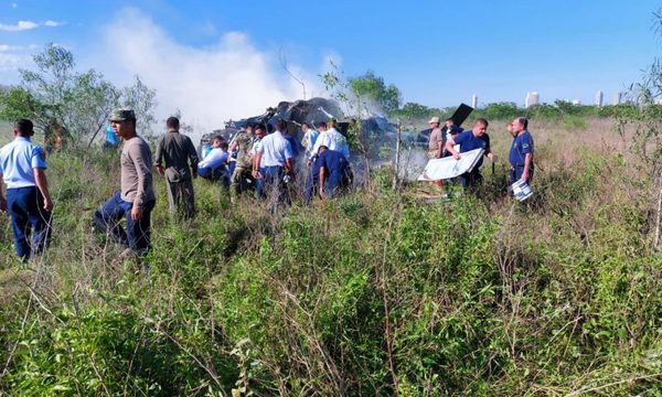 Cae helicóptero en Luque