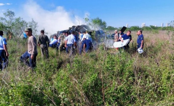 Tres muertos tras caída de helicóptero en prácticas de la Fuerza Aérea
