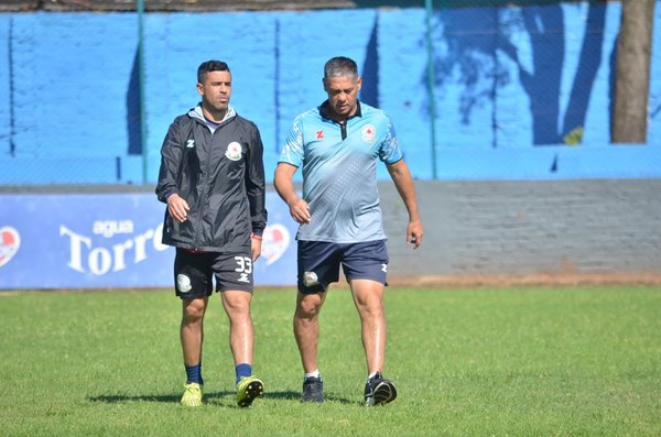 ¡Sorpresa! Pablo Caballero deja de ser técnico de Resistencia