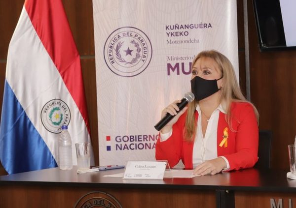 Ministra insta a denunciar los casos de violencia contra la mujer