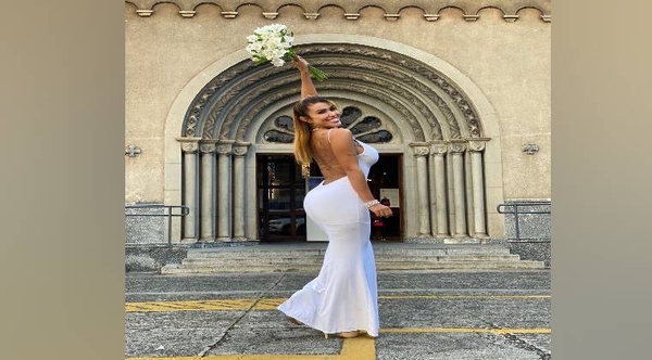 Diario HOY | Modelo brasileña que se casó consigo misma se divorció tras 90 días de matrimonio