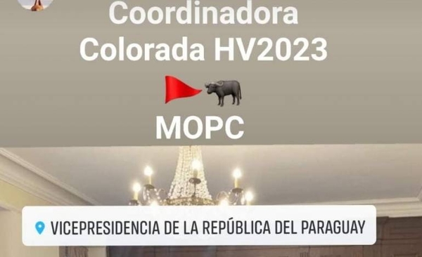 Diario HOY | En horario laboral haciendo campaña política a favor de Velázquez