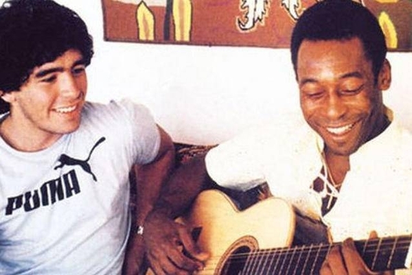 Diario HOY | Pelé se acuerda de Maradona: "Un año sin Diego, amigos para siempre"
