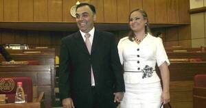 La Nación / Confirman juicio oral y público para exfiscal general Javier Díaz Verón y su esposa