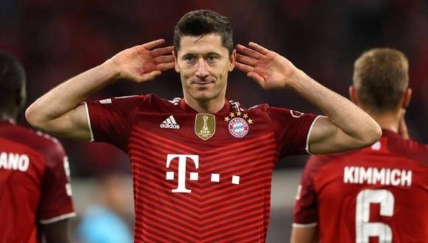 Diario HOY | Lewandowski, Messi, Cristiano y Benzema entre nominados a mejor jugador 2021