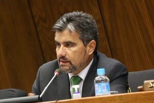 Diputado volverá a plantear proyecto que incluye a clubes de fútbol como sujetos de control de Seprelad