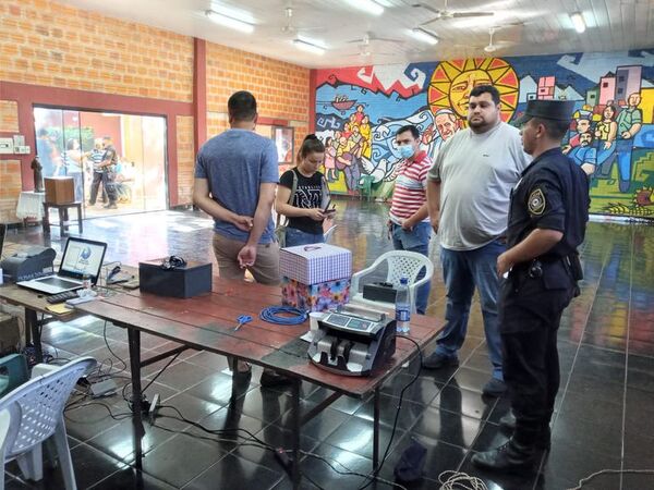 IPS pagará mañana a los jubilados afectados por asalto en San Antonio - Noticiero Cardinal - ABC Color