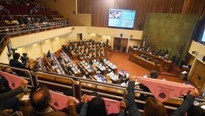 Chile extiende por tercera vez el estado de emergencia