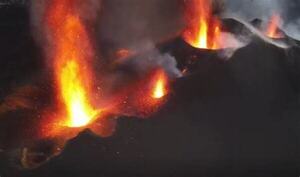 Volcán de la isla española La Palma continúa en erupción - San Lorenzo Hoy