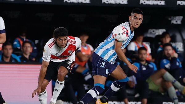 Con dos paraguayos, River es  campeón en Argentina