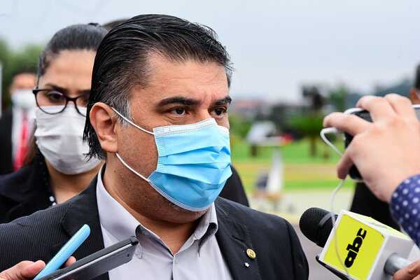 Borba preocupado por los más de 1 millón de adultos que todavía no se vacunaron - Megacadena — Últimas Noticias de Paraguay