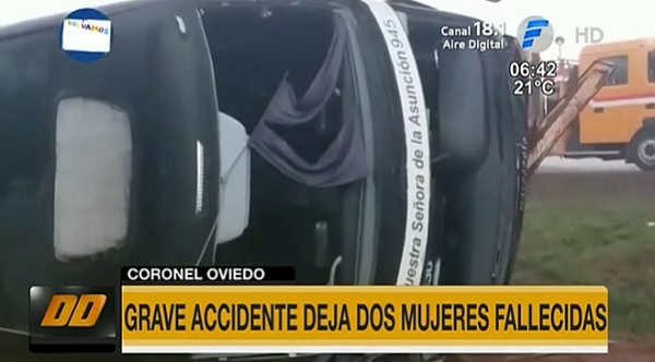 Vuelco de bus de larga distancia deja dos fallecidas