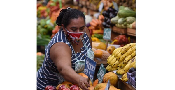 Economistas vaticinan una inflación más controlada y presupuesto manejable para el 2022