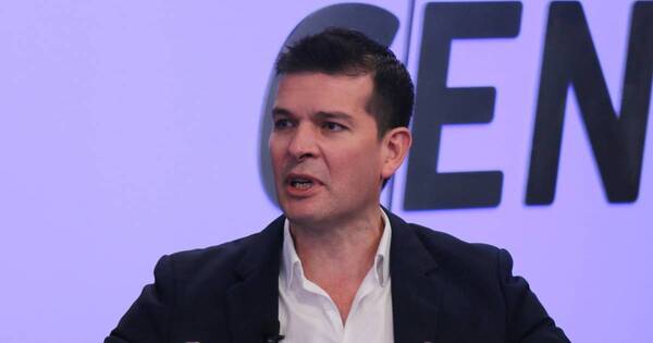 La Nación / Senador acusa al ministro Giuzzio de “vivir en un termo” y no tener mando