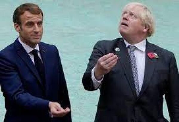 Macron acusa a Johnson de falta de seriedad en la crisis migratoria