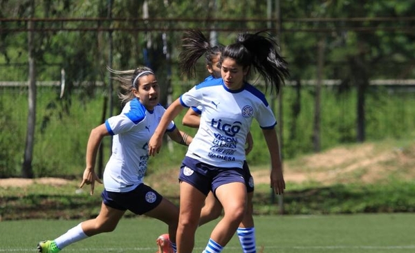 Diario HOY | La Albirroja femenina intensifica los entrenamientos