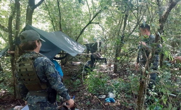 Diario HOY | Campamento del ACA-EP fue hallado en Puentesiño: incautan fusil de la Policía y otras evidencias