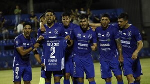 Sol de América celebra: permanencia y Copa Sudamericana, en el bolsillo