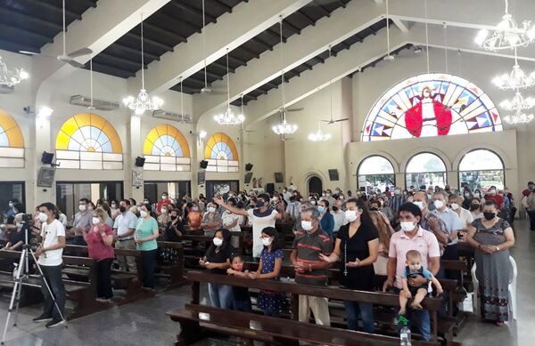 Resaltan el rol y la misión del laico en la Iglesia y el mundo - Fiesta Patronal Medalla Milagrosa - ABC Color