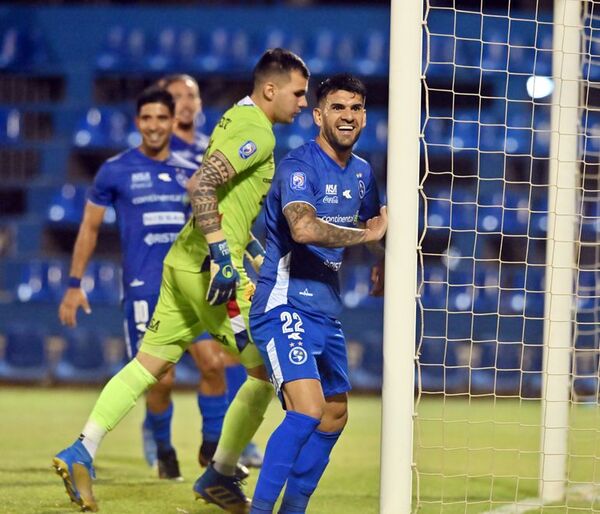 Sol golea a Nacional y es copero - Fútbol - ABC Color