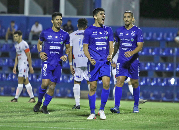 Sol venció 3-0 a Nacional