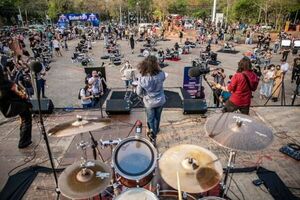 Con 50 bateristas BaterAsu hará retumbar Costanera de Asunción