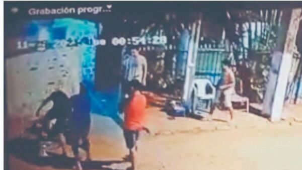 Casi se mataron por el amor de una mujer