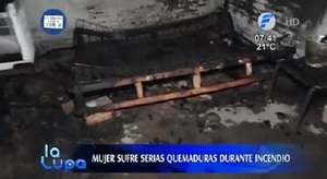 Mujer sufre serias quemaduras durante incendio en su vivienda
