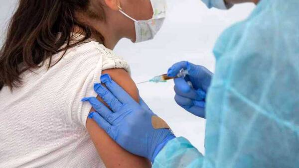 "Me vacuno en mi aula" logró unos 280.900 adolescentes inmunizados
