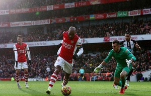 Diario HOY | El Arsenal de Arteta hunde en el pozo al “nuevo” Newcastle de Almirón