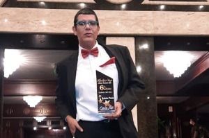 Rubén Paris recibió el premio de ‘Estilista del Año’ - Te Cuento Paraguay