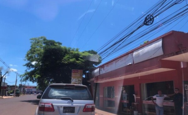 Asaltan sucursal de conocida chipería en Hernandarias