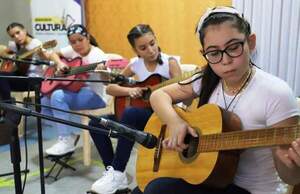 Emotivo concierto de clausura de la Escuela Municipal de Música de Luque •