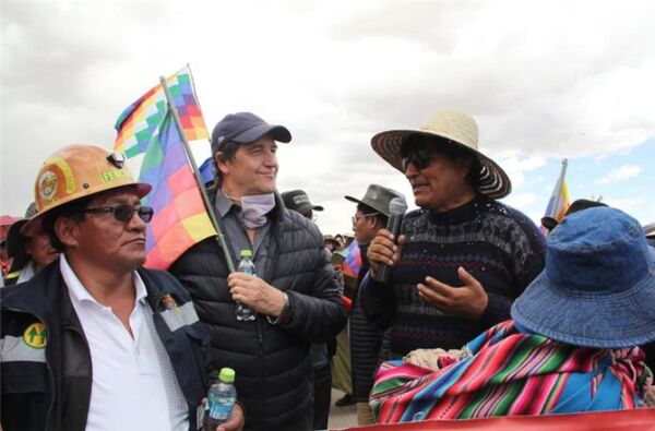 Oposición argentina exigirá explicación por intromisión de embajador Basteiro en Bolivia