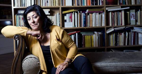La Nación / La escritora española Almudena Grandes falleció hoy en Madrid