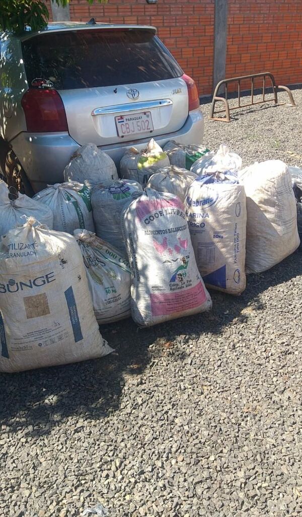 Policía incauta marihuana y detiene a mulas - Nacionales - ABC Color