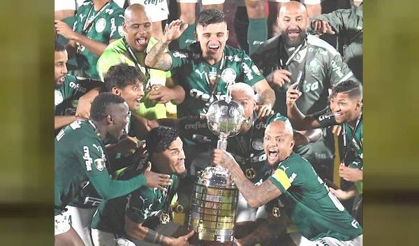Crónica / Gustavo Gómez volvió a levantar la Libertadores