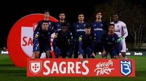 Diario HOY | Aluvión de críticas por jugar el Belenenses-Benfica, diezmado por el covid