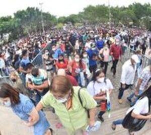 Caacupé: Masiva concurrencia en primer día de Novenario - Paraguay.com