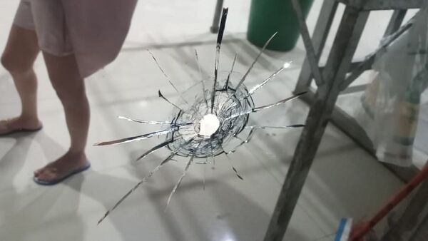 Comerciante denuncia disparos de arma de fuego contra su local
