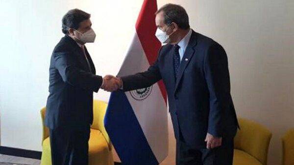 Acevedo viajará a Chile para firmar un acuerdo de libre comercio