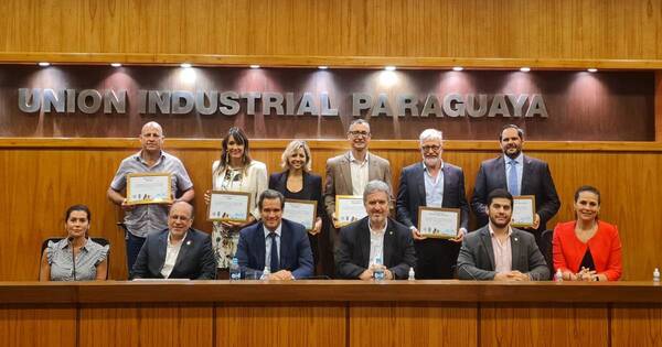 La Nación / UIP y PNUD distinguen a firmas que se involucran en la agenda verde