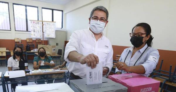 La Nación / Con mucha incertidumbre se desarrollaron las elecciones en Honduras