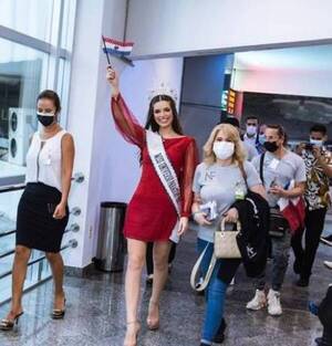 Crónica / Nadia arribó a Israel en medio de guarara por nueva cepa de covid