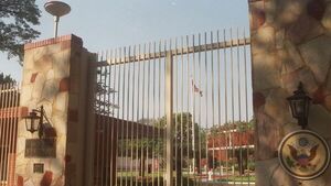Trabajadores demandan a Embajada y constructora