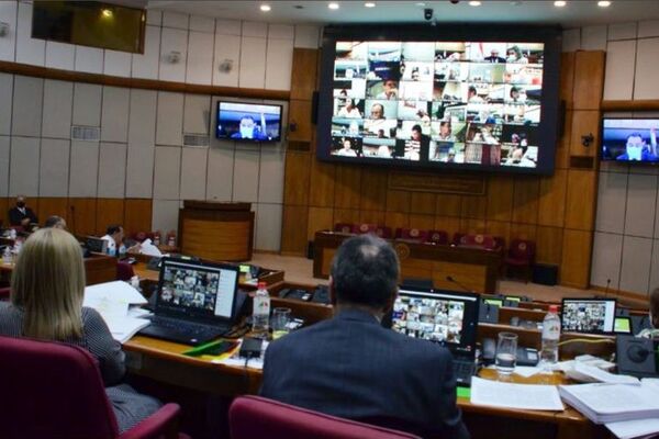 Entes públicos comunicaron más de 1.200 adjudicaciones en un solo día - Nacionales - ABC Color